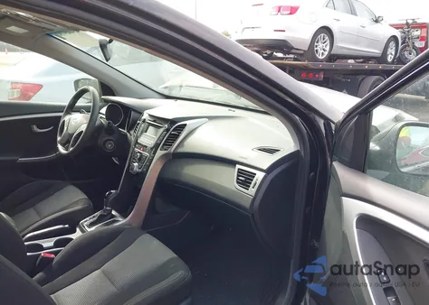 2016 Hyundai Elantra Gt z USA, uszkodzony, nr VIN KMHD35LH5GU287065